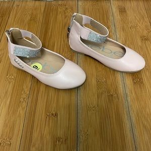 Gently used Bebe pink glitter with small heels
